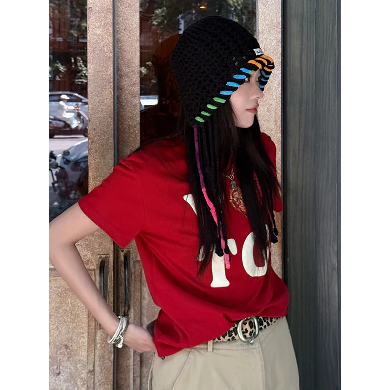 ELFSACK 2025 otoño nueva llegada Boho tejido trenzado borla bloque de Color calado gorro de ganchillo para mujer