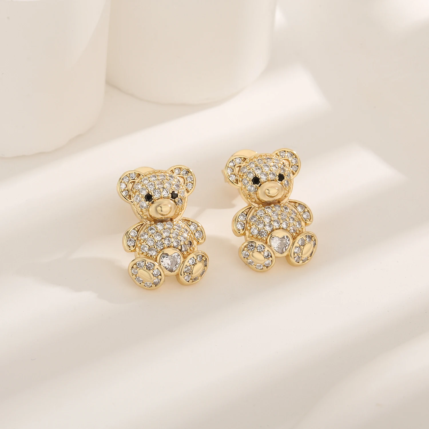 Vct Cute Bear Women's Stud Crystal Cubic Zirconia Piercing Women's Girls Gift Jewelry