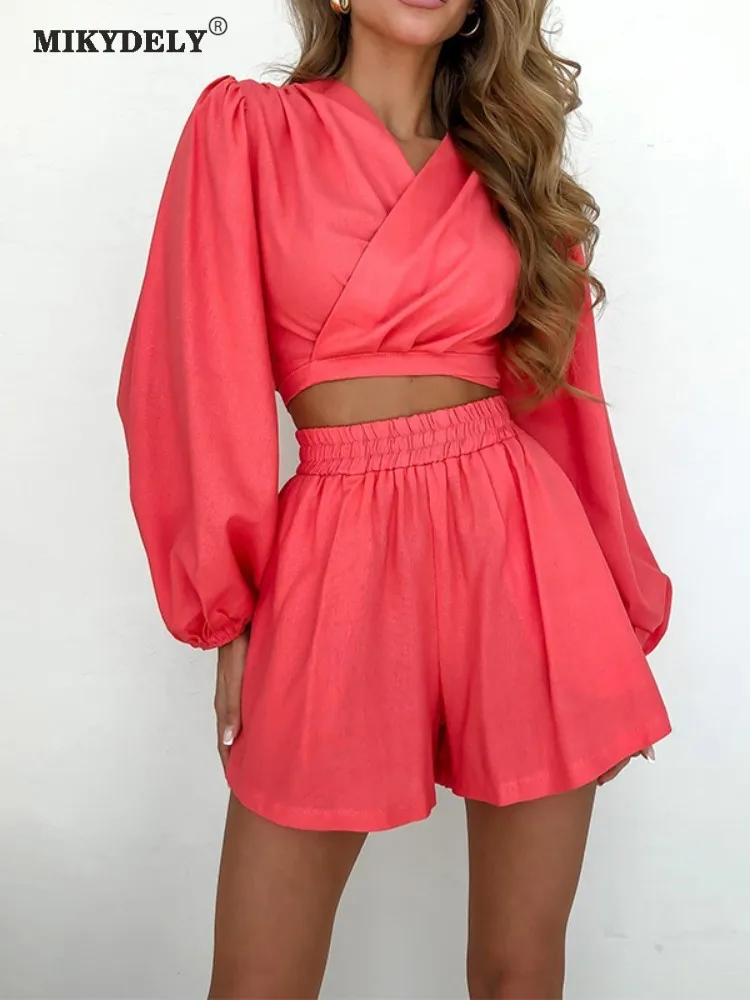 

Mikydely Autumn New V-neck Bubble Sleeve Short Top Wide Leg Shorts Fashion Two-piece Set