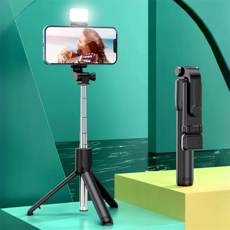 Bluetooth Wireless Selfie Stick Mini Tripod Extendable Monopod Remote Shutter For iPhone Xiaomi Phone Holder Optional fill light