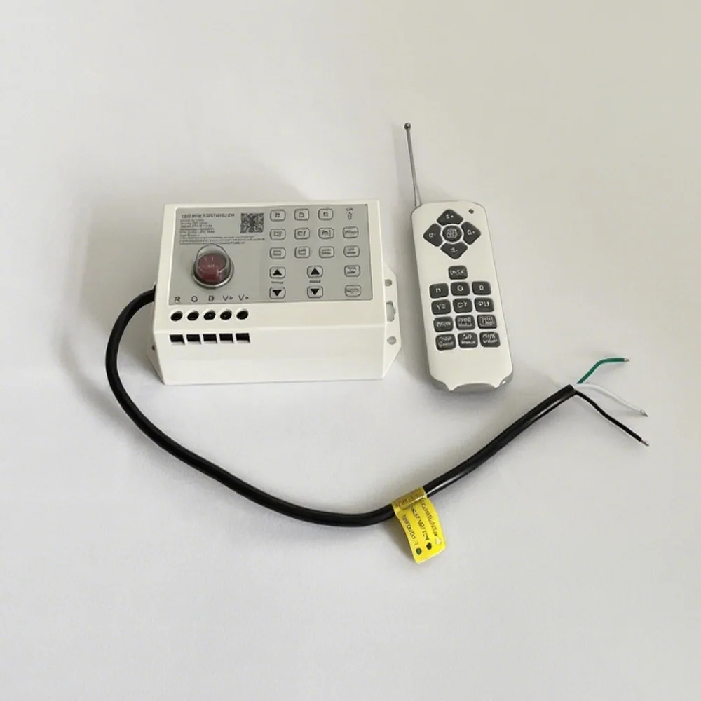 

Контроллер Bluetooth DC12V для освещения бассейна RGB LED 180 Вт