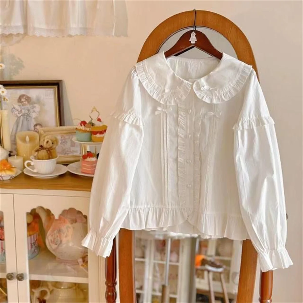 Lolita Shirt White Elegant Women Preppy Style Blouses Cute Peter Pan Collar Lace Ruffle JK Shirts Girls Long Sleeve Blusas Mujer