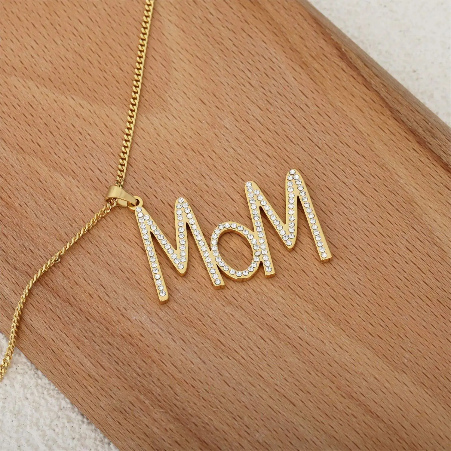 

Large Version Customized Name Dot Diamond Necklace Czech Diamond Women's Everday Gold Jewelry Mother's Day Stainless Steel Gifts