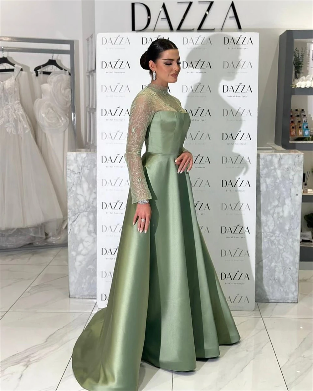 Sansa Maßgeschneiderte grüne lange Ärmel A-Linie elegante Ballkleider Illusion Spitze Vestidos De Noche bodenlangen formellen Abend 2025