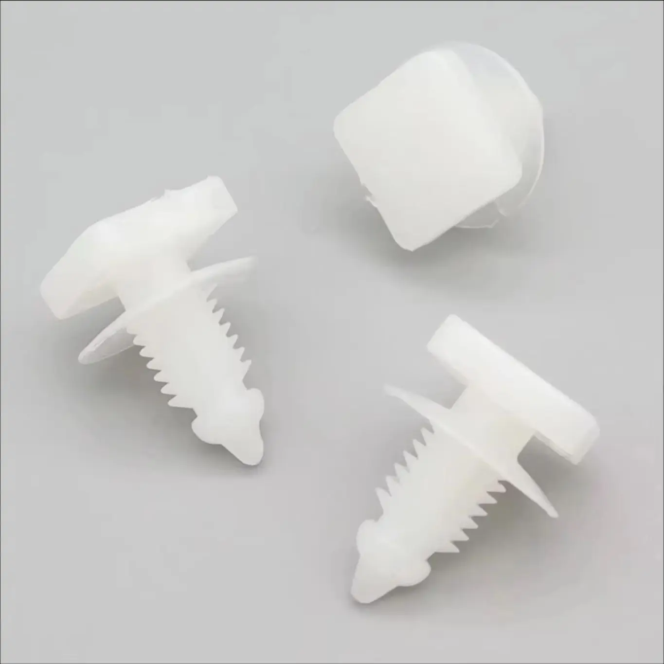 Side Skirt Moulding Trim Clips for Alfa Romeo 145 146 155 156 GTV Spider 82432125