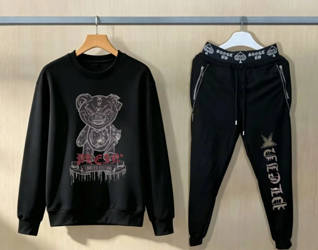 Luxury winter designer tracksuit  Men New Fashion  Designer Bling  Rhinestone  Hot Sale  Casual Streetwear Tops