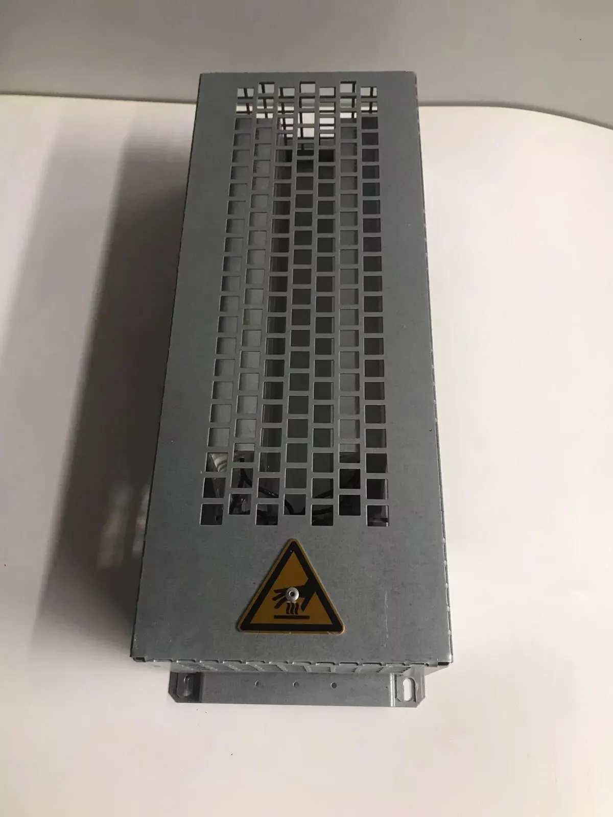 신제품 VW3A7703, 1 년 보증