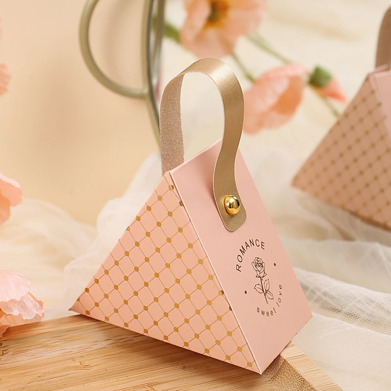 20 Pcs/Lot Creative New Triangular Wedding Candy Box Wedding/Festival Supplies Leather Handle Easy Fold Small Gift Box