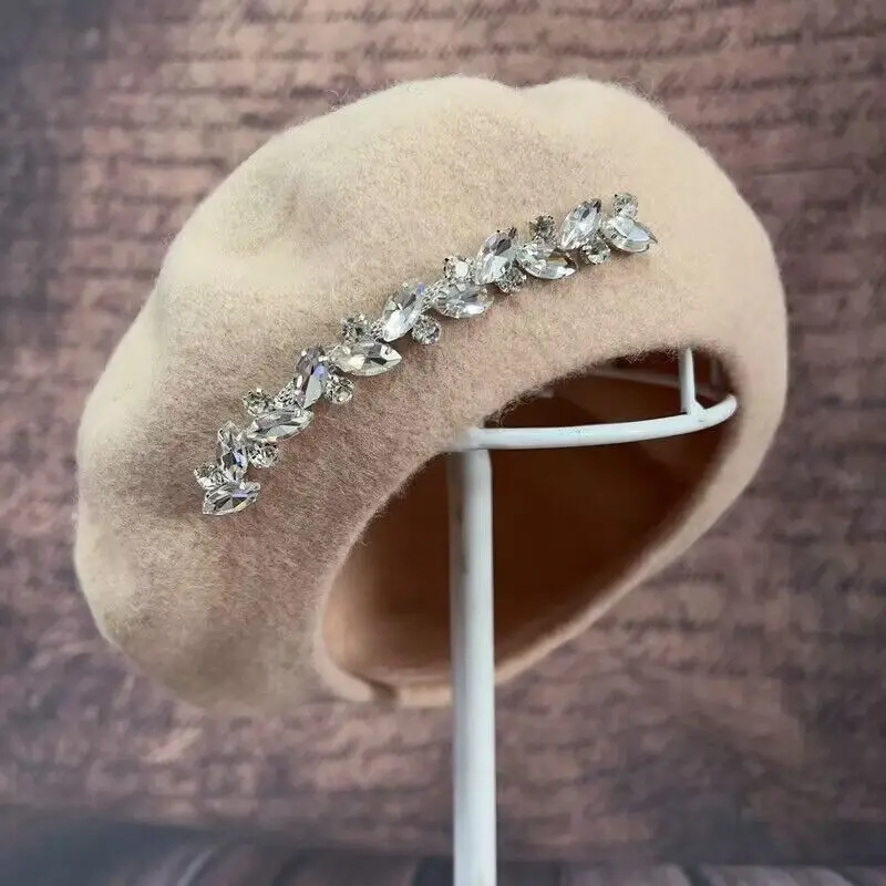 Beret cap Korean version trendy and fashionable wool beret, Woman beret, westernized water diamond, autumn and winter versatile