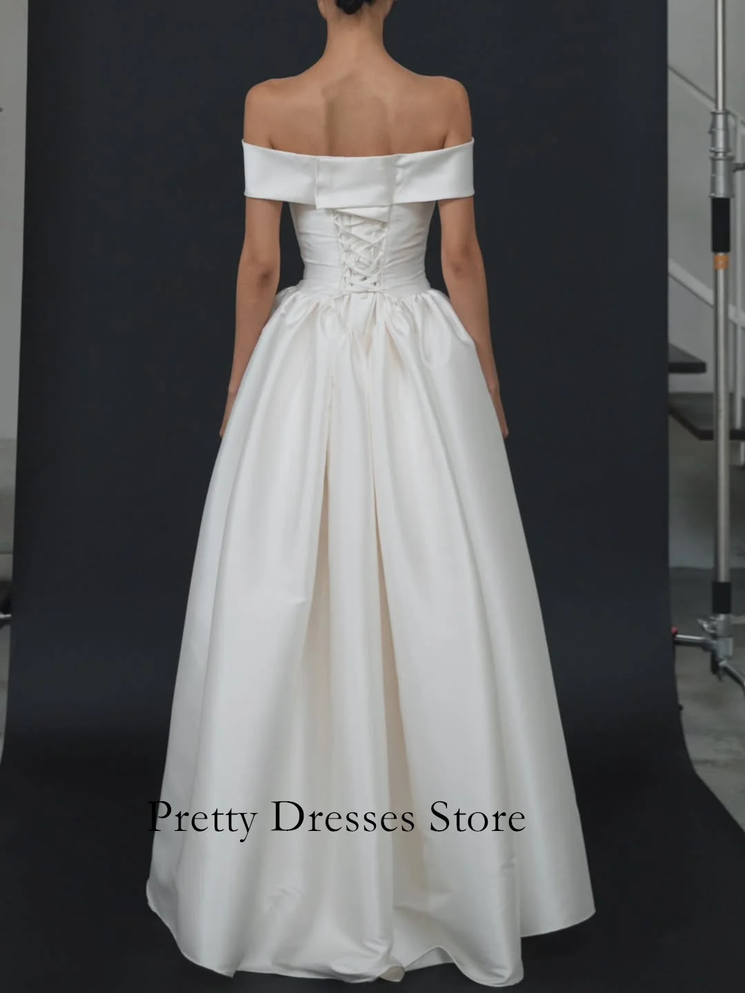 FANAN-vestidos de novia sencillos y elegantes con hombros descubiertos, vestidos de novia de color marfil con mangas cortas de satén y corte en A, color marfil