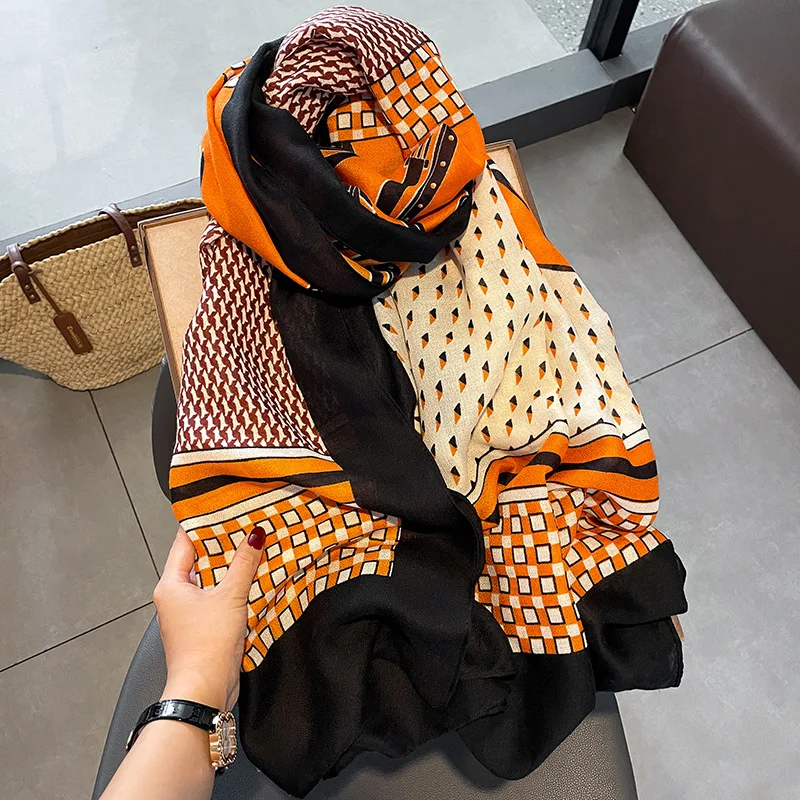 Luxury New Women Cotton Scarf Large Shawls Pashmina Hijab Foulard Echarpe Brand Designer Print Lady Beach Stole Head Scarves