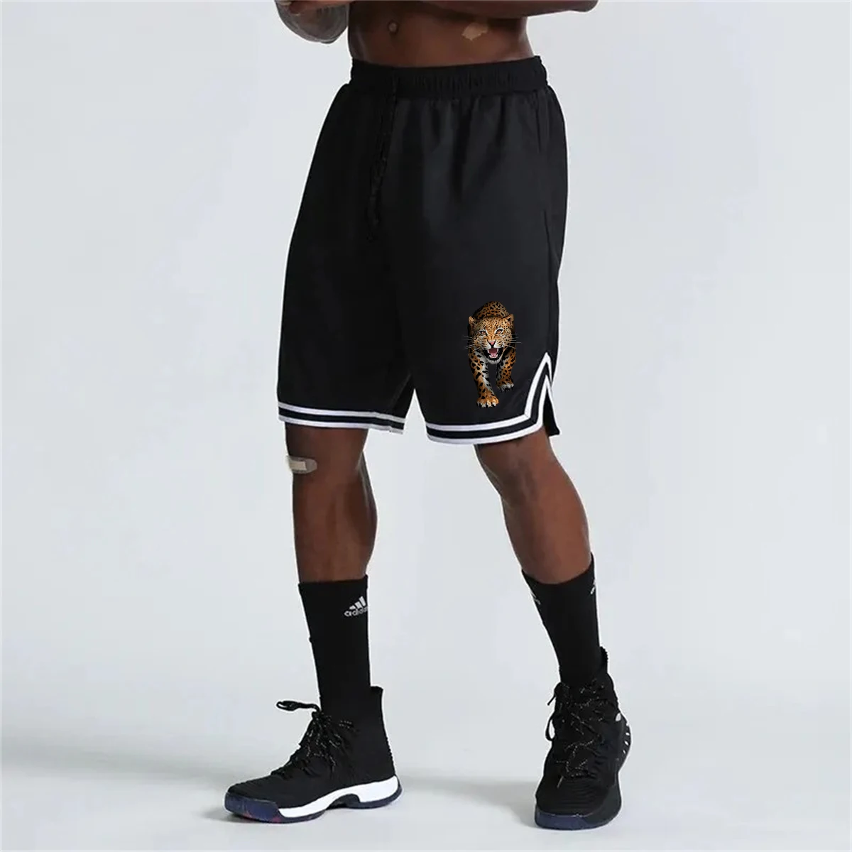 

Summer Sports Shorts Men's Leopard Print Pants Trend Loose Basketball Outer Wear Big Pants Pants Mesh Thin Section Running Pants