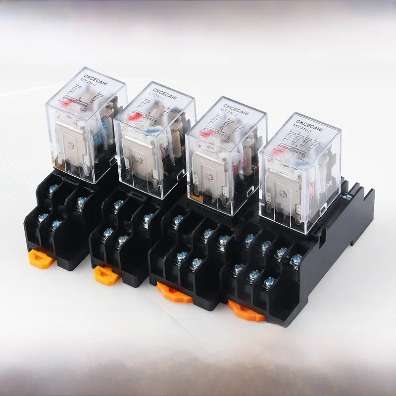 Relais de contrôle miniatures, 10 pièces, petit relais intermédiaire AC 12V DC C24 AC220 HH52P HH53P HH54P HH62P HH63P HH64P, vente en gros