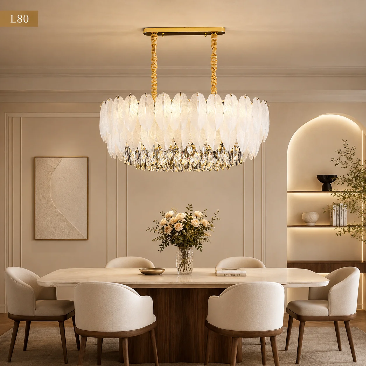 Luxuriöser weißer Feder-Glas-Kronleuchter mit Kristalltropfen und goldfarbenem Metallrahmen für Wohn- und Esszimmer
