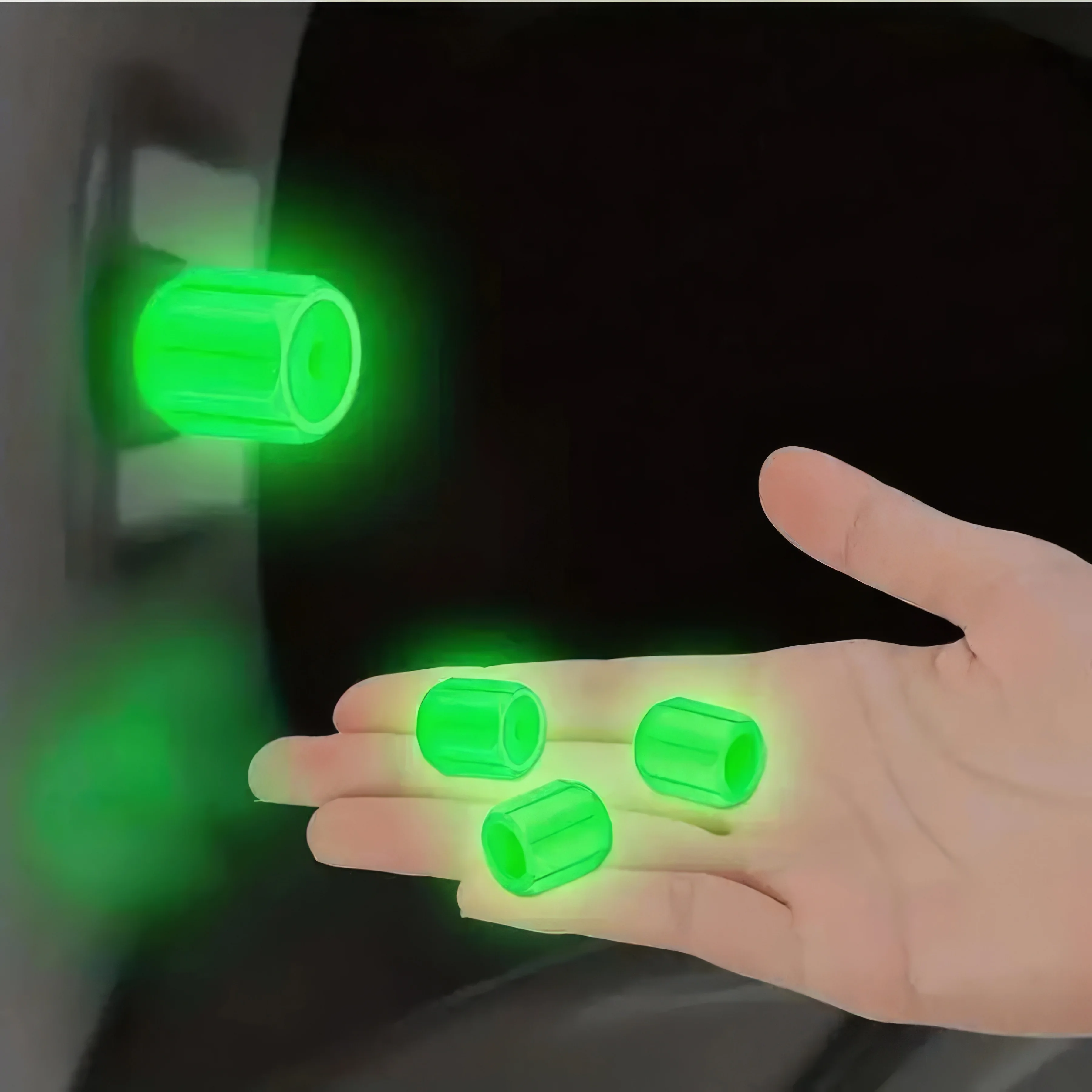 4 Green Valve Caps for Luminous Tires, Easy To Install, Suitable for Night Riding Safety and Bicycle/car Accessories