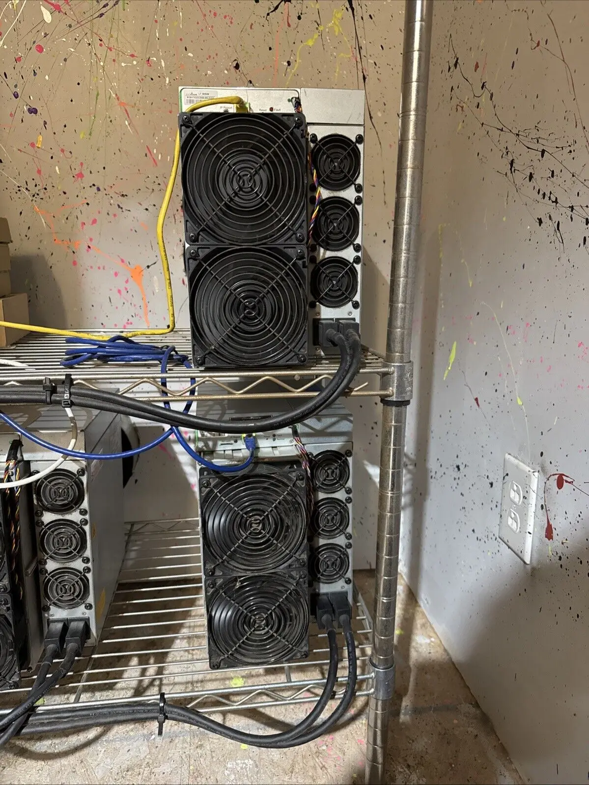 

TT BUY NOW Bitmain Antminer L7 9.05Gh Litecoin Scrypt Miner LTC DOGE