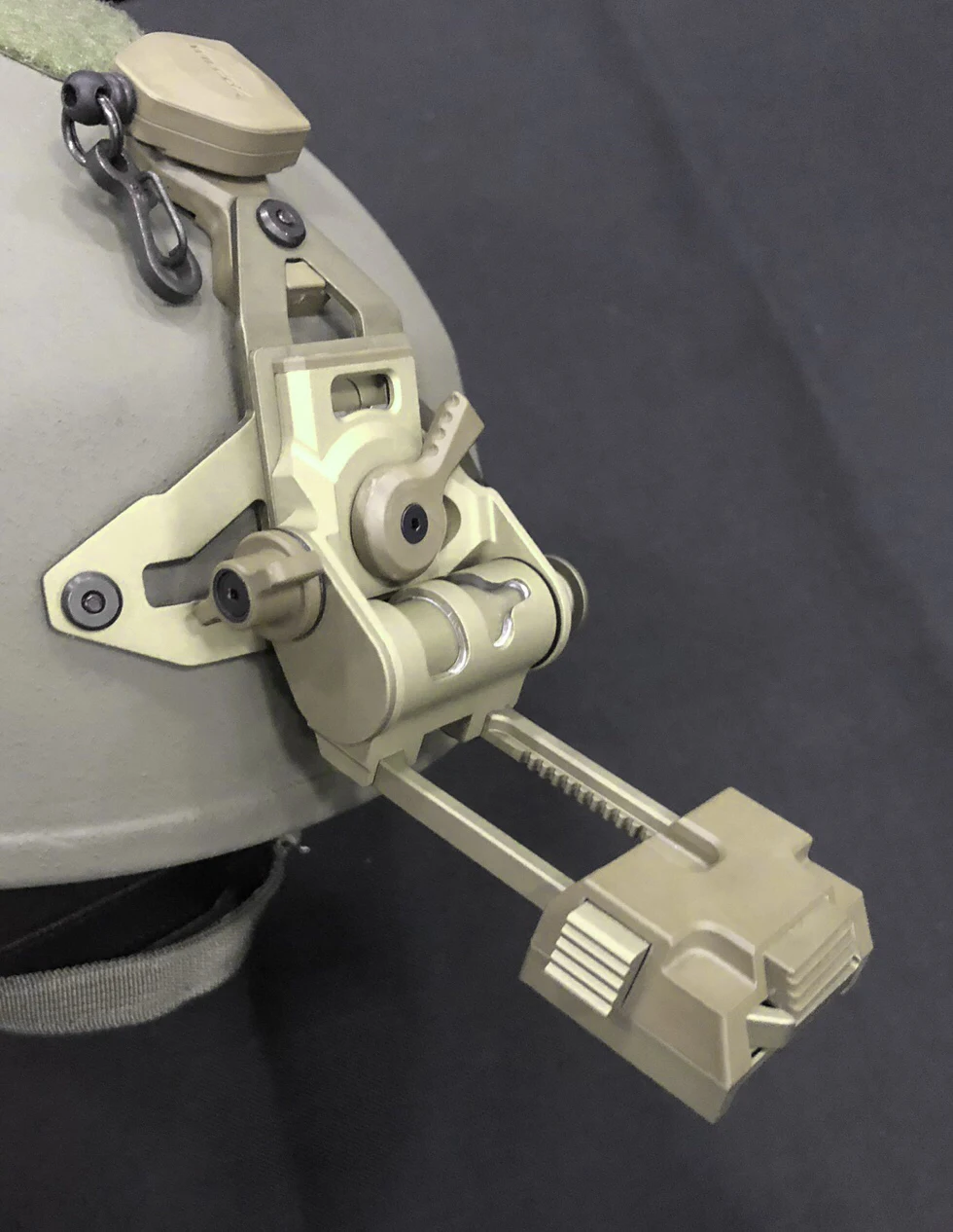 NVG-Halterung L4 G69 für Nachtsichtbrillen, Helmhalterung mit Abdeckung, kompatibel mit PVS14 PVS15 PVS18 PVS31 GPNVG18 PSQ36 – Detail 19