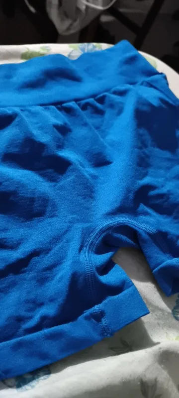 Foto de una compradora con Short Sculpt