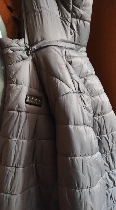 Heated Jacket 4 Control 27 Zone Men Women Warm Heating Jacket Winter Thick Skiing Heated Warm Coat (Not Included The Power Bank) photo review