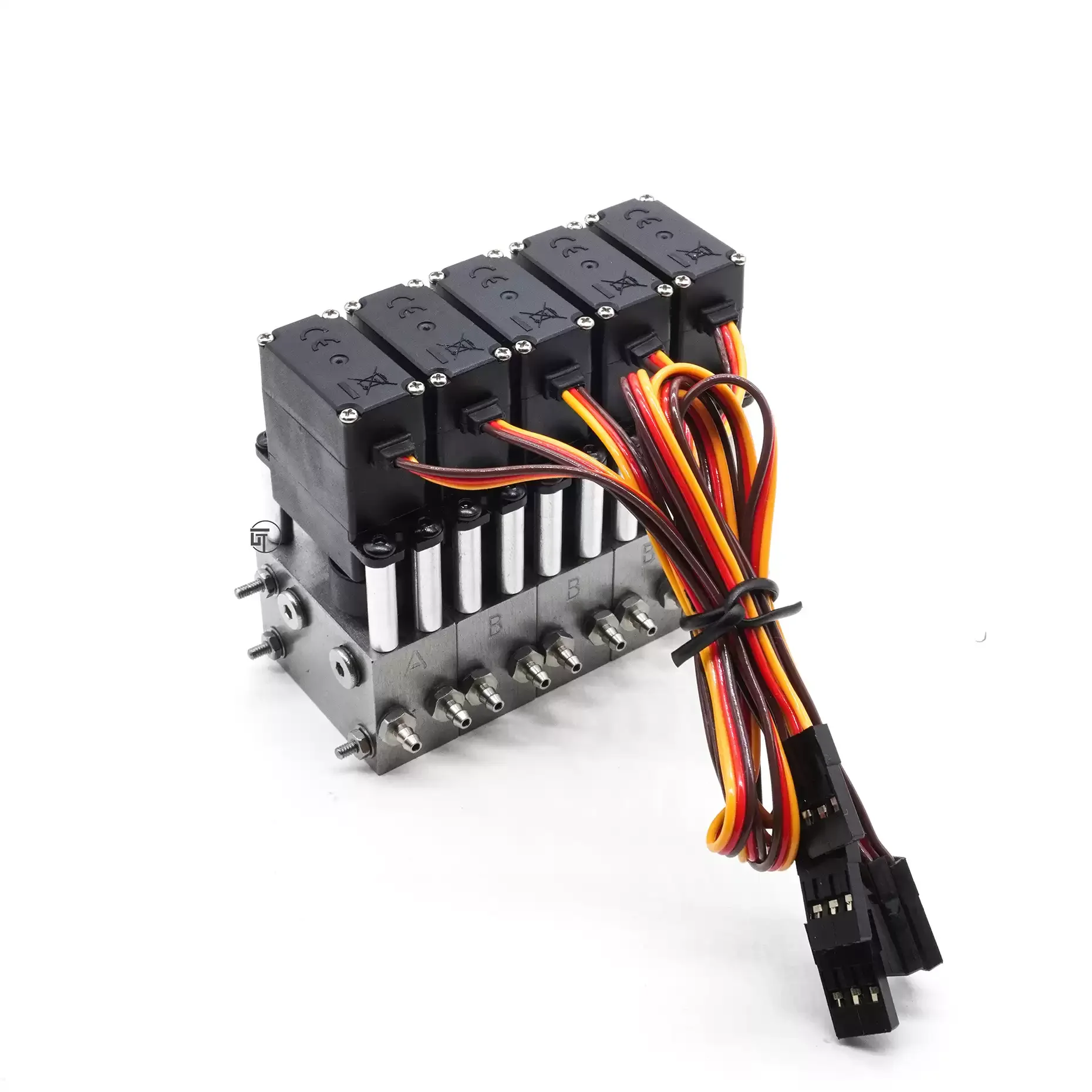 CUT Model RC hydraulic engineering model 2-7-way multi-way reversing valve with steering gear components CUT-13FA