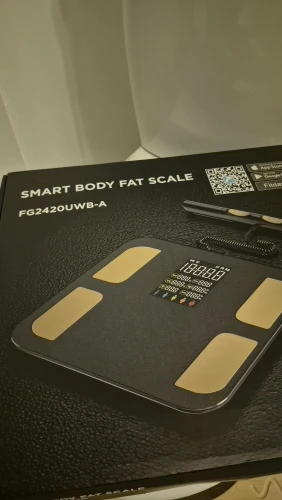 Smart Body Composition Scale with Handheld Sensor – 1.5 m Spiral Cable | Fitness & Health Tracker