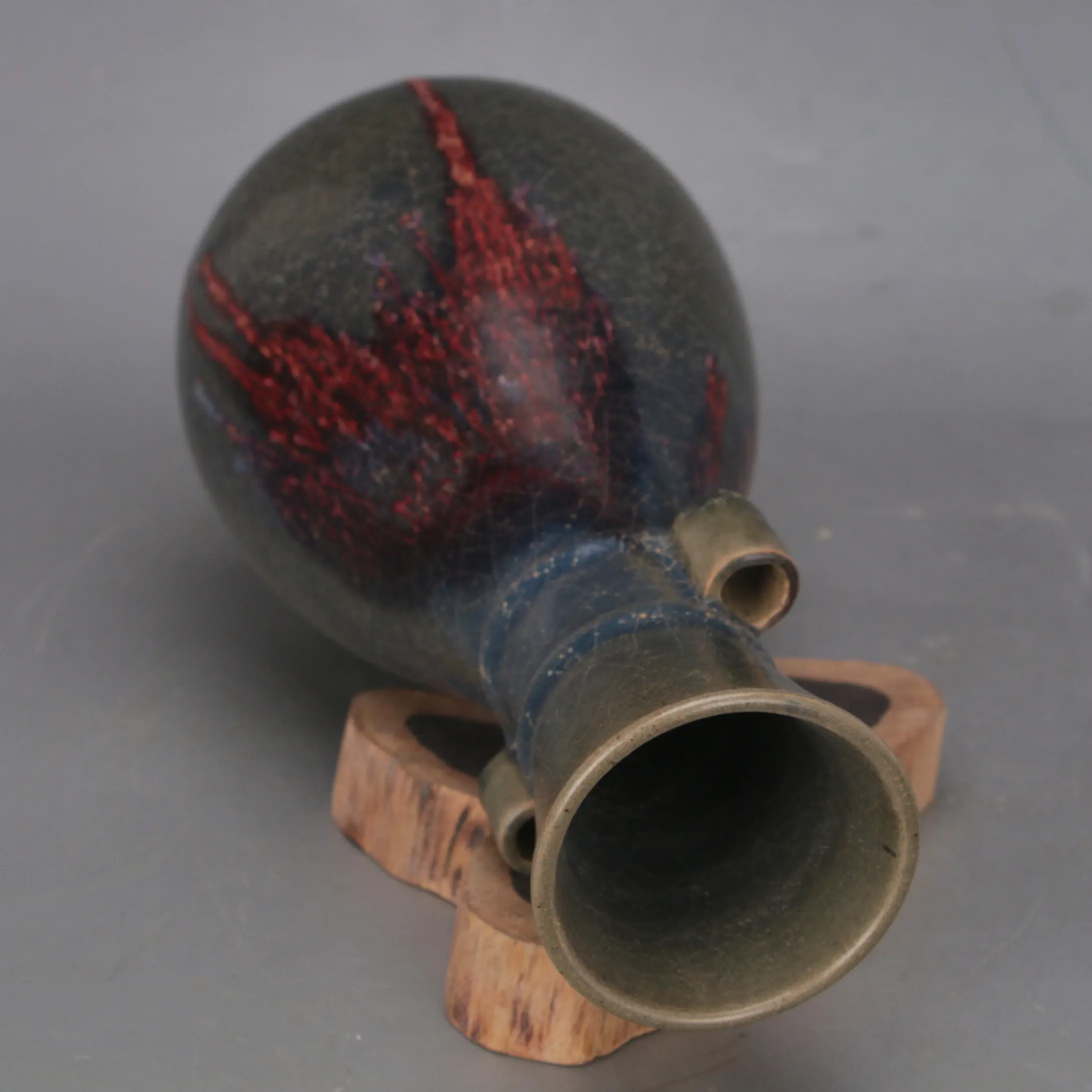 Song Dynasty Jun Kiln Blue Glaze Splashed Guan Ear Vase Handmade Antique Replica Home Decor Ornament