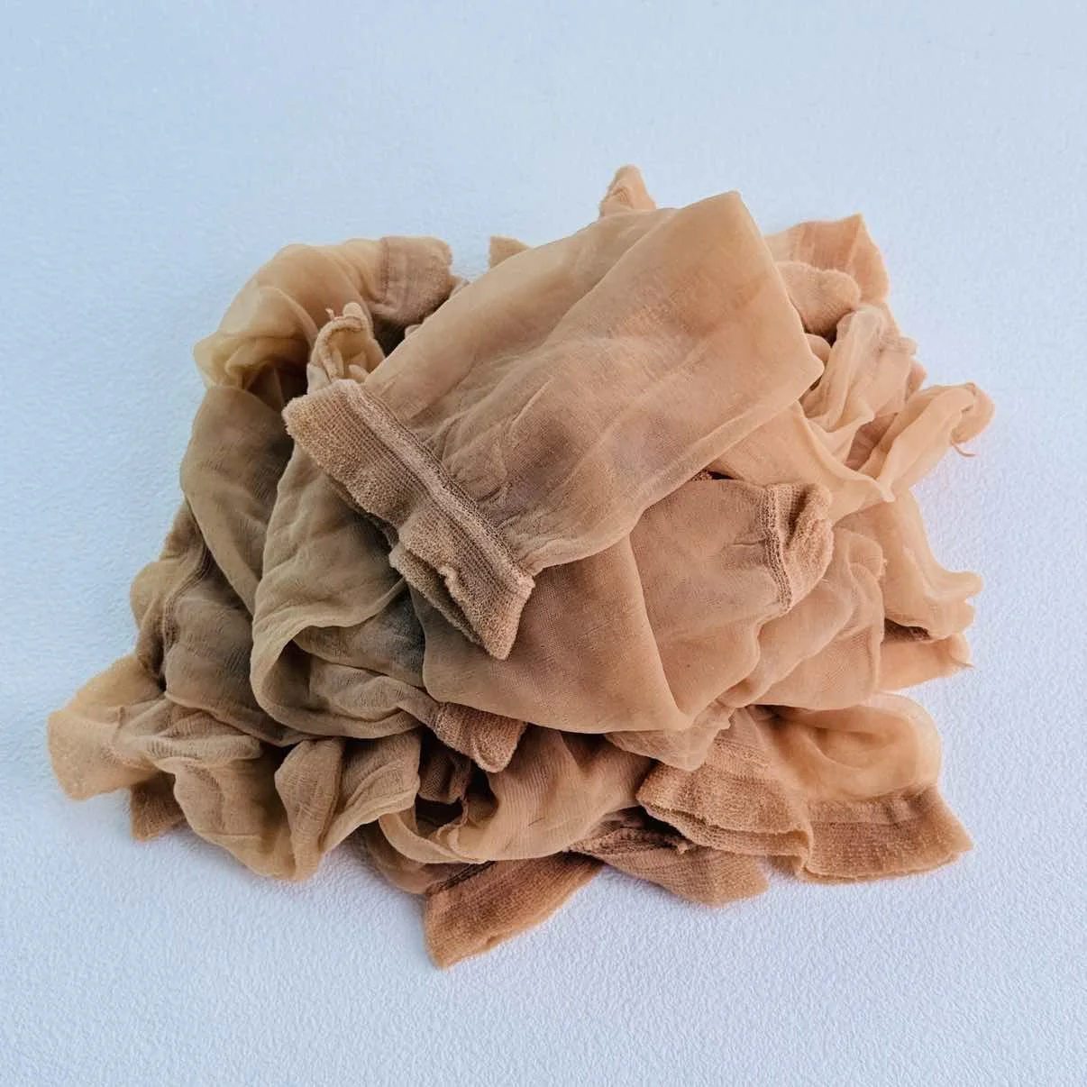 Wholesale HD Wig Caps High Quality Transparent HD Hair Nets Weave Nylon Stretchy Lace Front Wig Cap for Women Men Light Brown