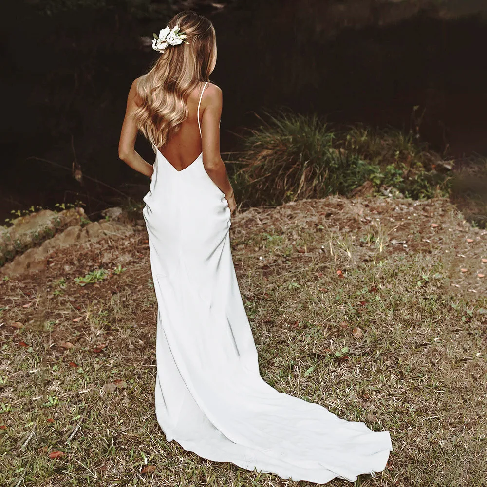 Gaun Pengantin Pantai Sapu Tulle Sederhana Gaun Pengantin Tali Spaghetti Seksi V-neck Dalam Backless Vestidos De Novia