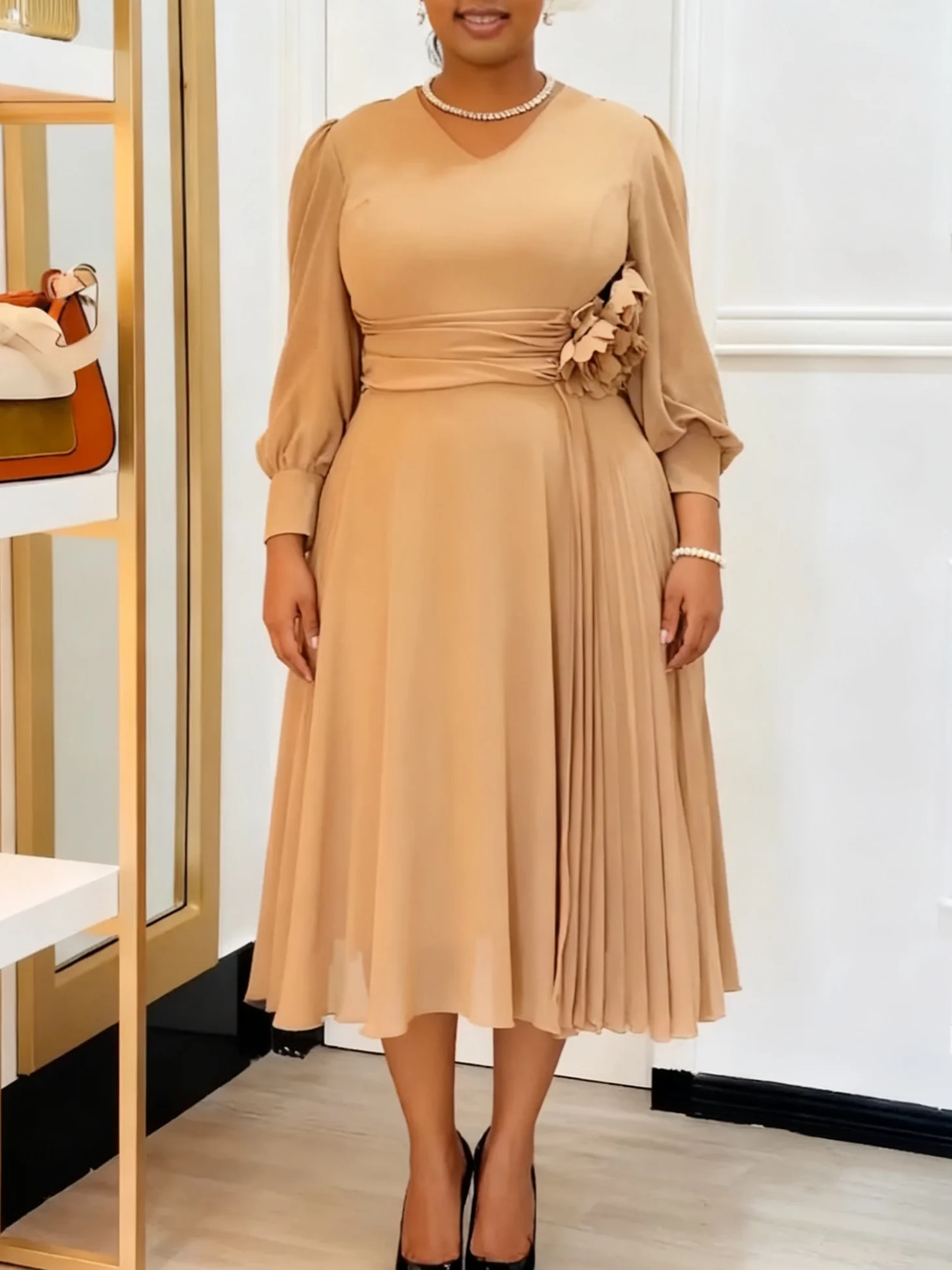 

Ladies V-neck bridesmaid dress, pleated formal A-line dress, wedding bridesmaid dress