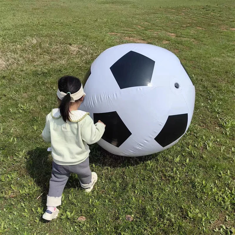 Nadmuchiwana zabawna kolorowa gigantyczna nadmuchiwana piłka nożna Balon plażowy sportowa siatka piłkarska czerwona ogrodowe obiekty rozrywkowe dla