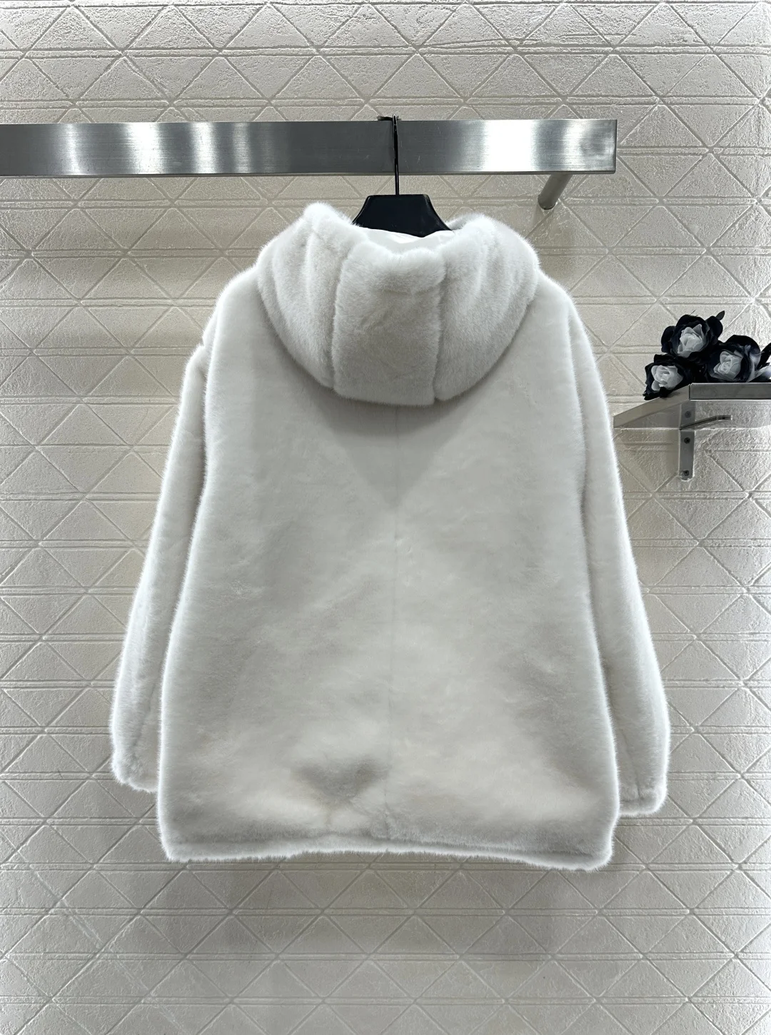 

2025 Winter Women's Clothing Reversible Environmentally Friendly Fur Down Cotton Jacket Windproof, Waterproof, Light And Warm