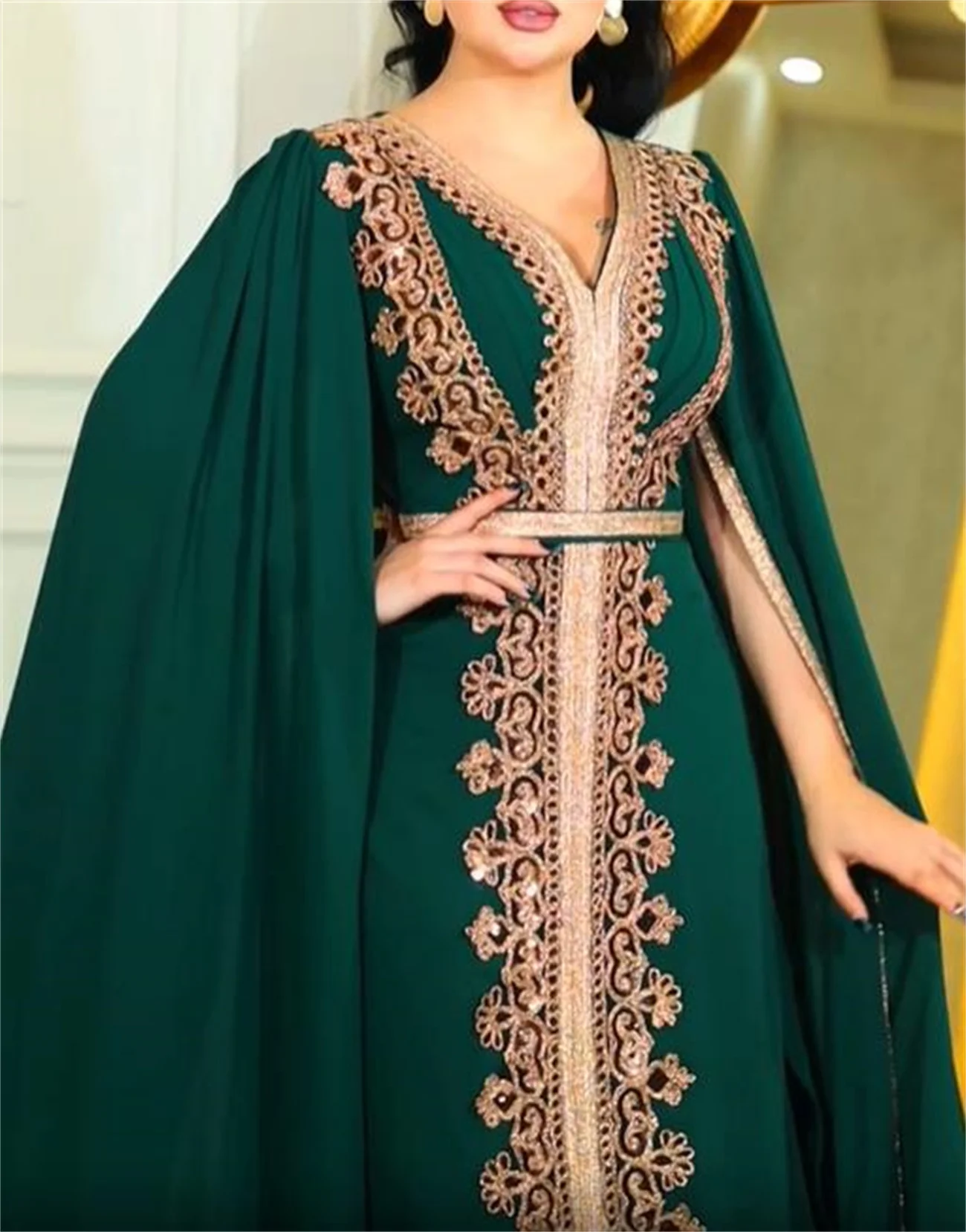 Luxury Evening Dress Green  V Neck Cape Sleeve Split To Floor Lace Applique Muslim Kaftan Elegant Party Dresses For Women 2023