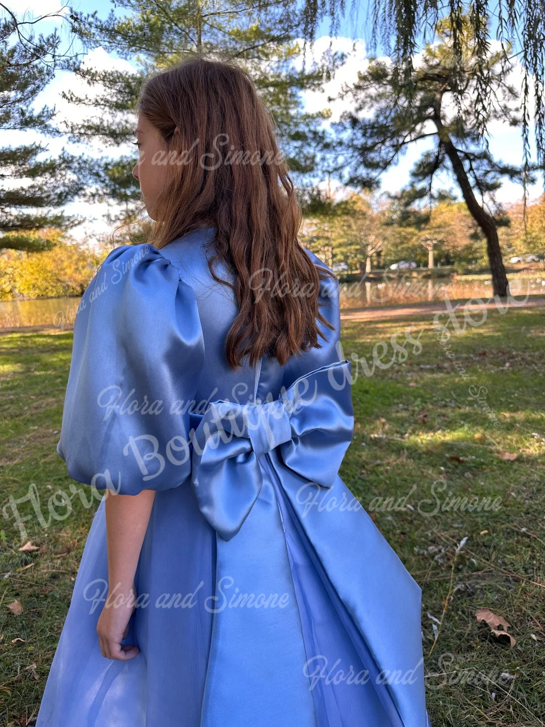Customized Elegant Blue Girl gowns Half Sleeves High-waisted Flower Girl Dress for Evening gown Wedding Ceremonies Holiday