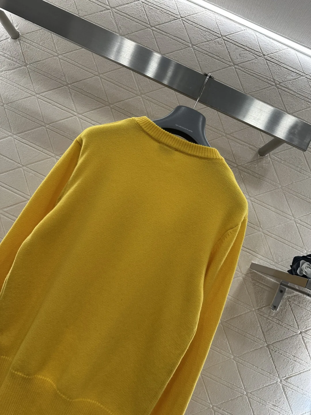 Neuer Damen-Strickpullover mit Rundhalsausschnitt und bedrucktem Kaschmir-Pullover mit bequemem Rundhalsausschnitt