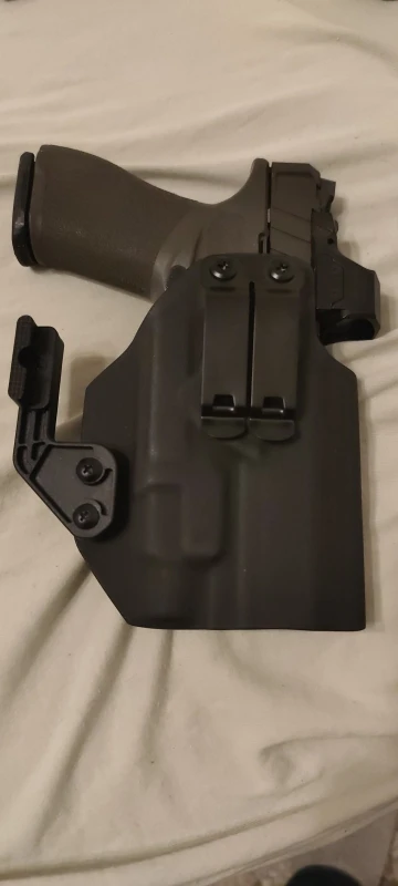 Springfield Echelon Holster with TLR 7 Light - IWB photo review