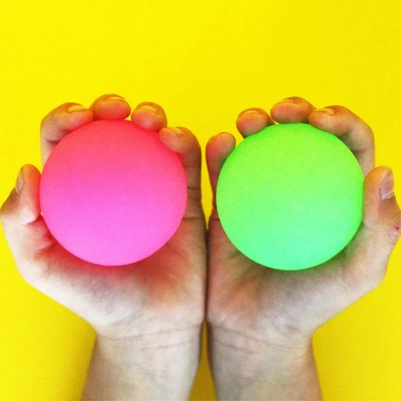 Boules rebondissantes de grande taille 55MM, 1 pièce, cadeaux de fête pour enfants, jouets lumineux qui brillent dans la nuit, cadeaux d'anniversaire, prix de carnaval