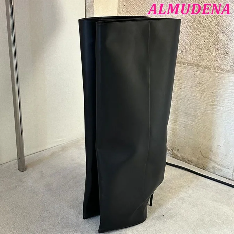 2024 Winter New in Black Leather Wader Boots Pointed Toe High Heels Pull on Knee High Boot Denim Luxury Design Women Down Shoes