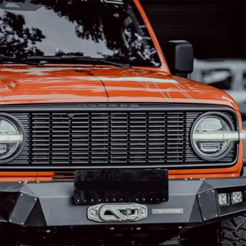 لخزان GWM 300 الشبكة الأمامية مادة البولي بروبلين الظلام نمط الشبكة الأمامية تصميم جديد اكسسوارات السيارات الخارجية