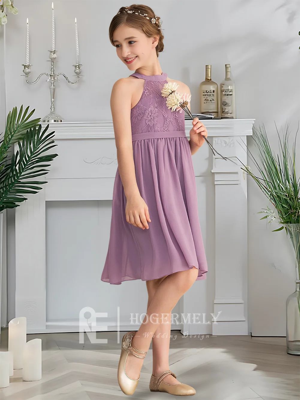 หรูหรา Halter จูเนียร์ชุดเพื่อนเจ้าสาว Royal Lavender ดอกไม้สาวชุดเข่า-ความยาวชีฟองลูกไม้ Cascading Ruffles