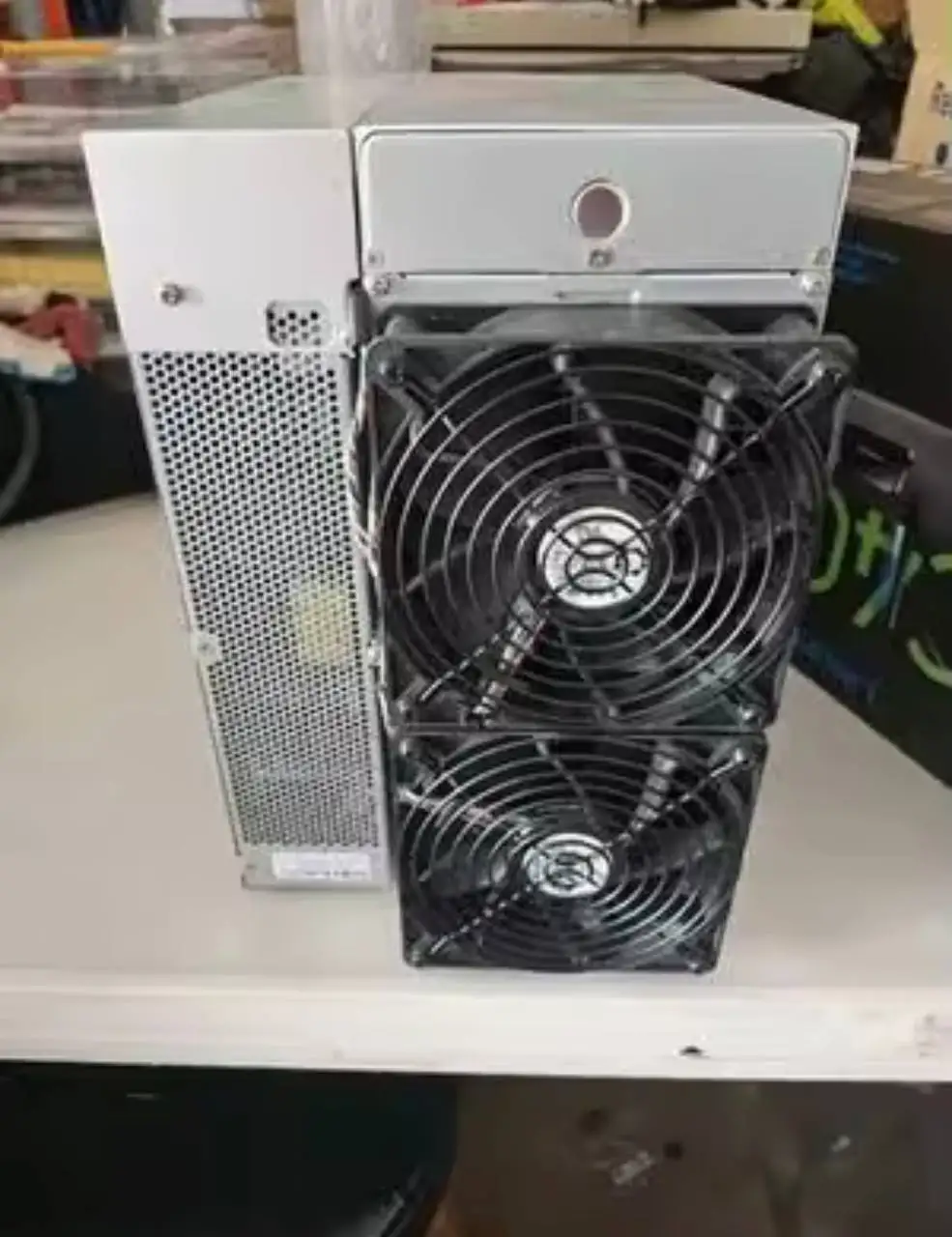 W!W Kaspa Miner Antminer KS5 Pro 21Th 3150W KHeavyHash Algorithm Mining KAS Miner