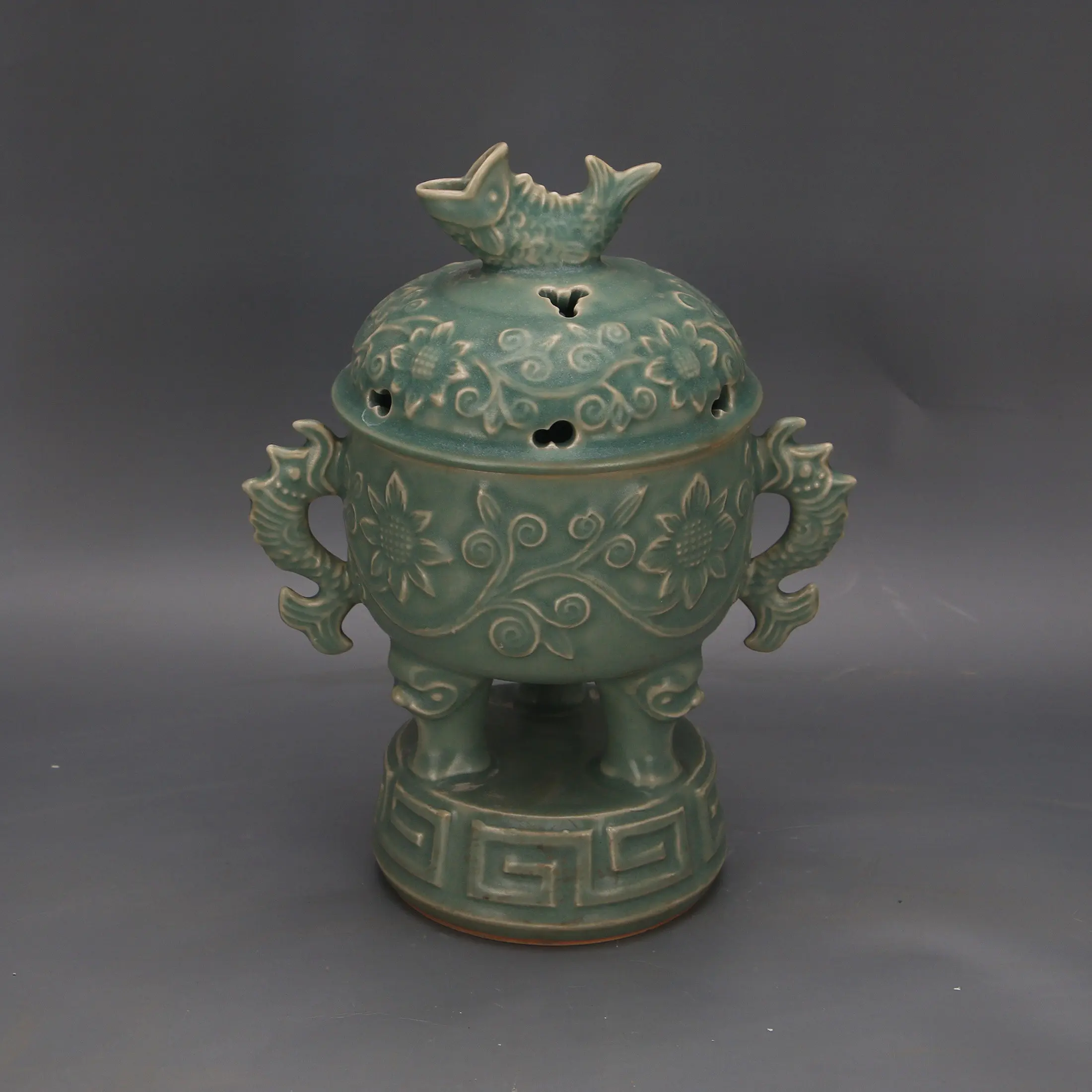 Ceramic Incense Burner Handmade Song Dynasty Style Longquan Celadon Openwork Fish Pattern Double Handles Home Decor Collection