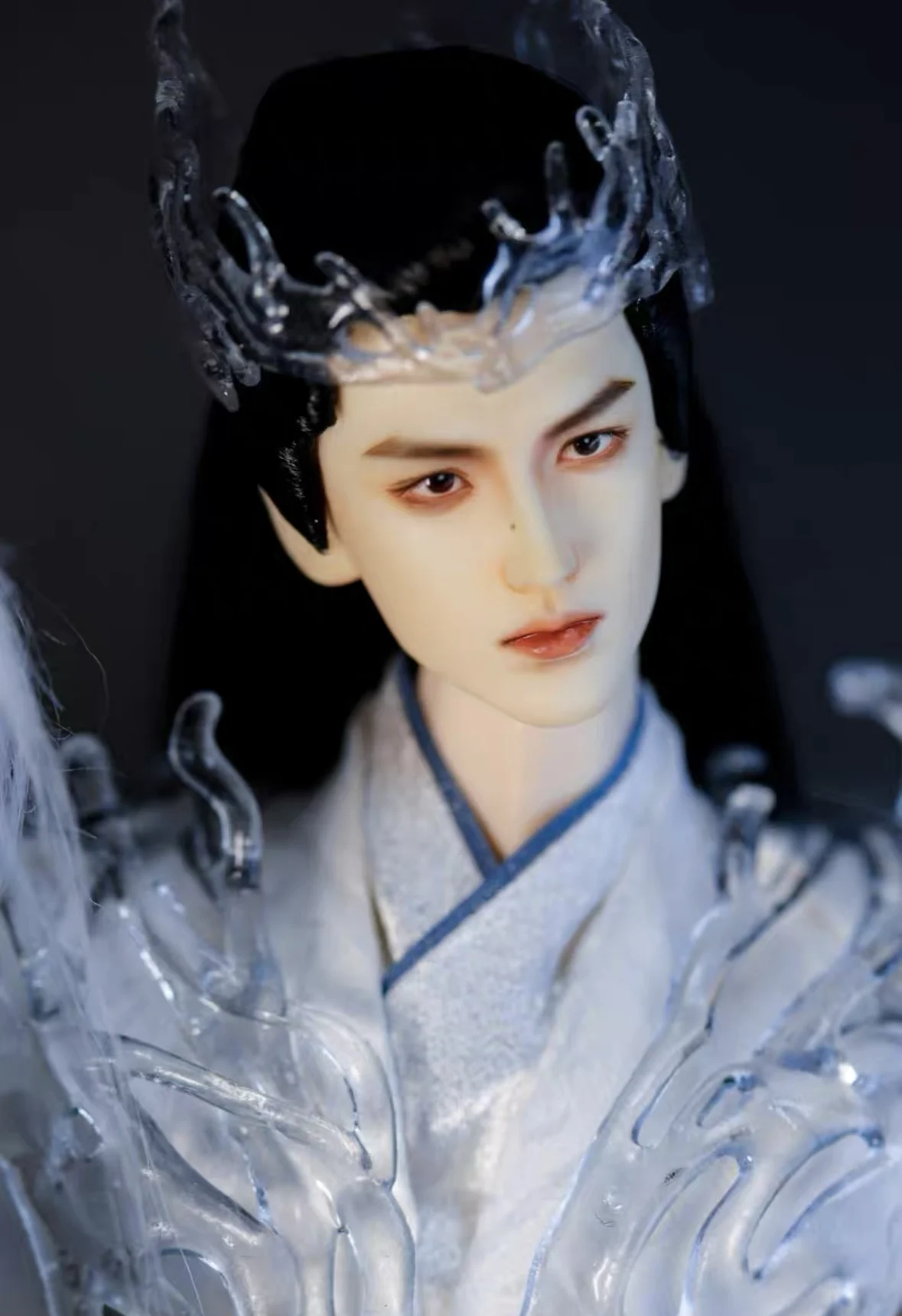 

Коллекционная кукла BJD 1/6 Чжан Лин Хэ - Генерал Древности - Реалистичная голова, оригинальное высочайшее качество, 30 см, лимитированная серия