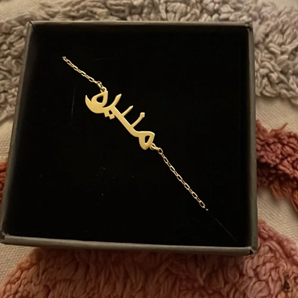 

Custom Arabic Letter Name Bracelets For Women Gold Silver Color Stainless Steel Chain Personalized Customized Bracelet Jewelry