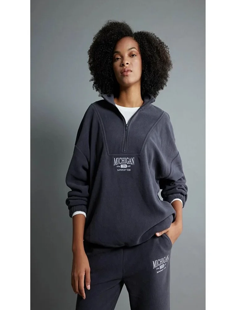 DeFacto Oversize Fit Half Zipper Fleece Sweatshirt Polyester 100% Half Zipper, Stand-Up Collar, Stripe Pattern