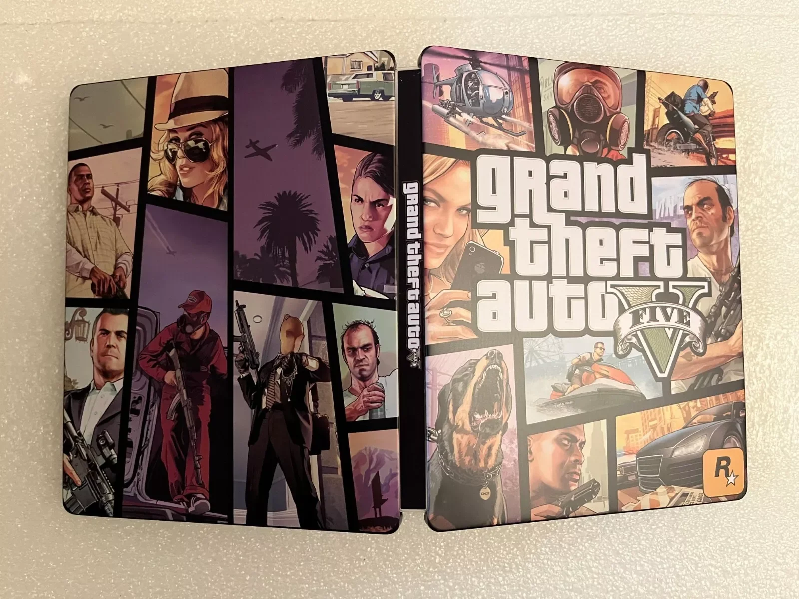 

GTA5 Custom-Made G2 Steelbook Case PS4/PS5/XBOX (NO GAME) V2