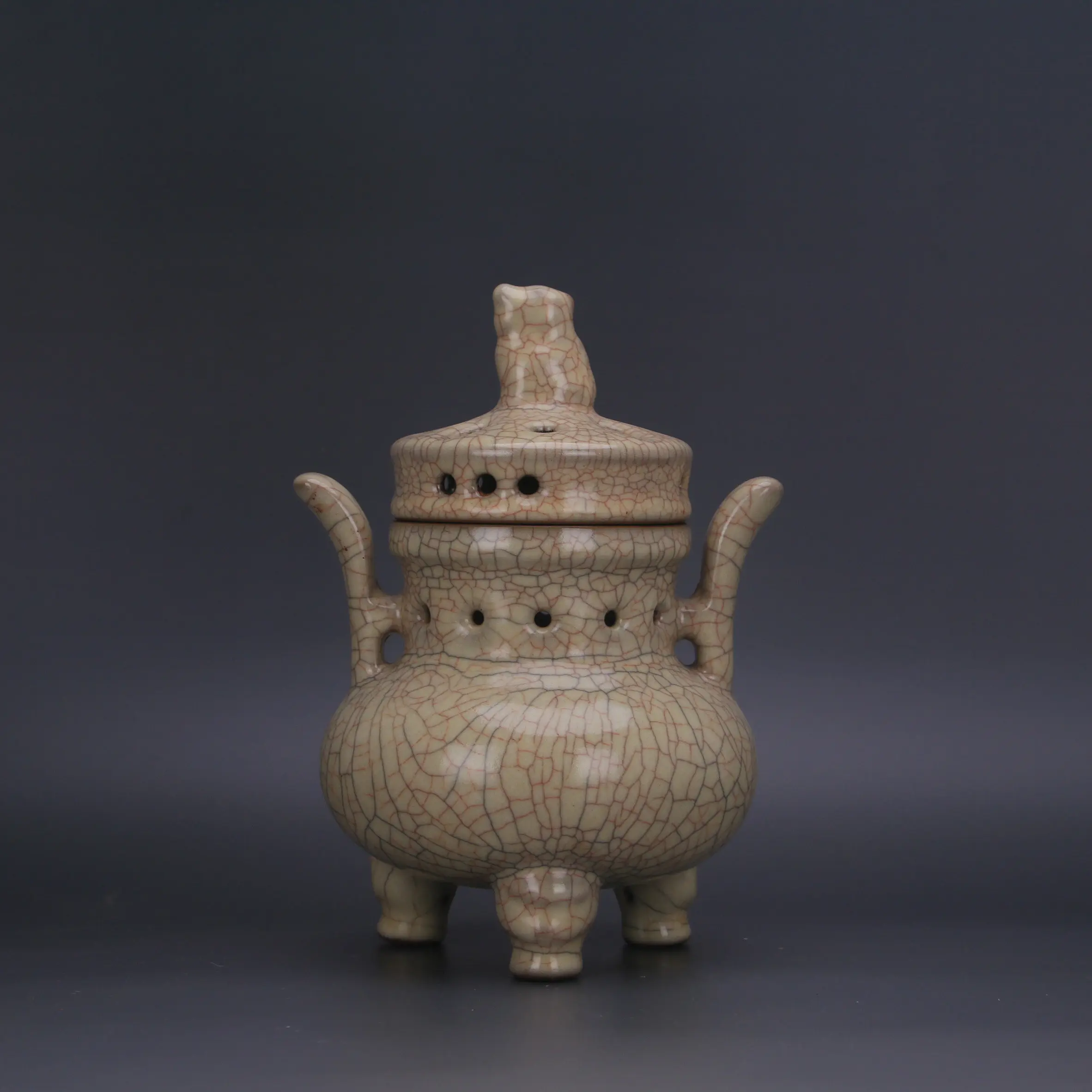 Incense Burner Song Dynasty Ge Kiln Style Yellow Glaze Crackle Double Ear Hollow Handmade Porcelain Home Decor Collectible