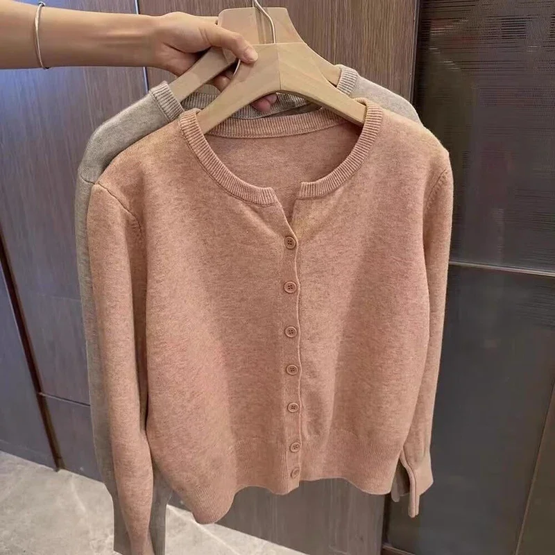 Nowa moda damska Cienki polar Dzianina Luźny krótki kaszmirowy sweter Okrągły dekolt Ciepły koreański sweter Sle Casualowy damski sweter Top Cloting — zdjęcie 2