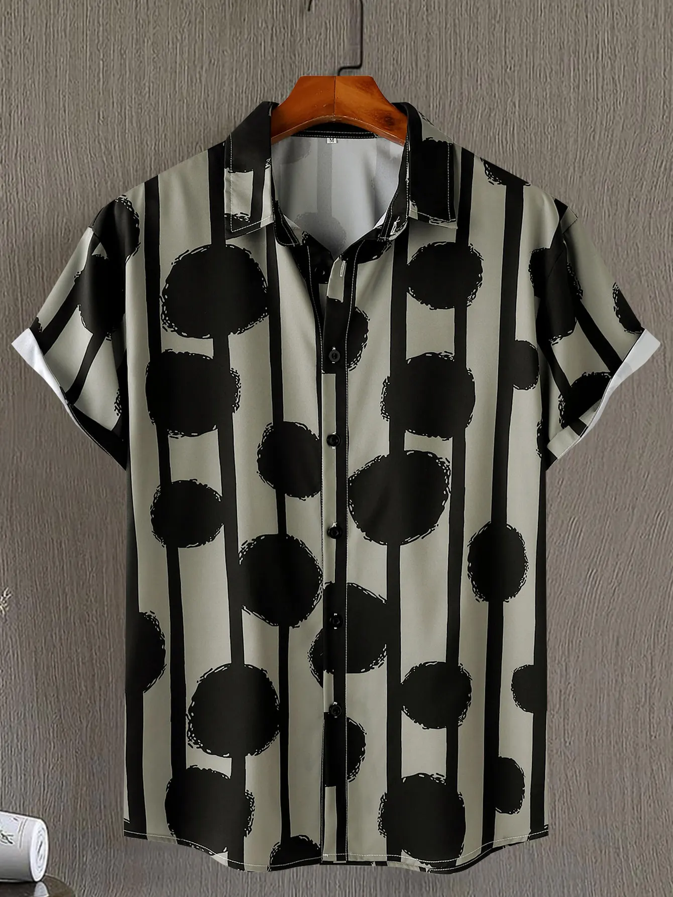 Hawaiian beach shirt men's short-sleeved casual shirt seaside vacation quick-drying loose floral top men's short-sleeved shirt t