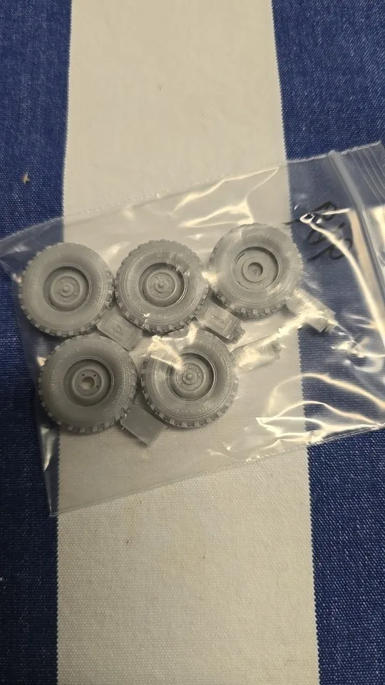 Buyer photo of this resin kit