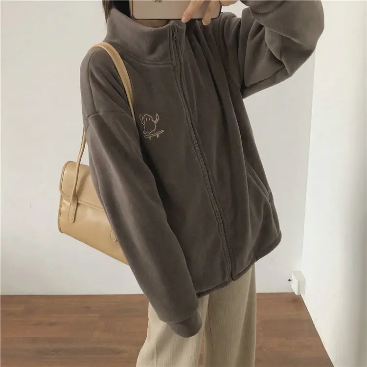 Lässige, einfarbige Damen-Winterjacken mit Stickerei, locker geschnitten, lange Ärmel, aus Polar-Fleece, bequeme, mit Fleece gefütterte, wärmende Kleidung. – Detail 14